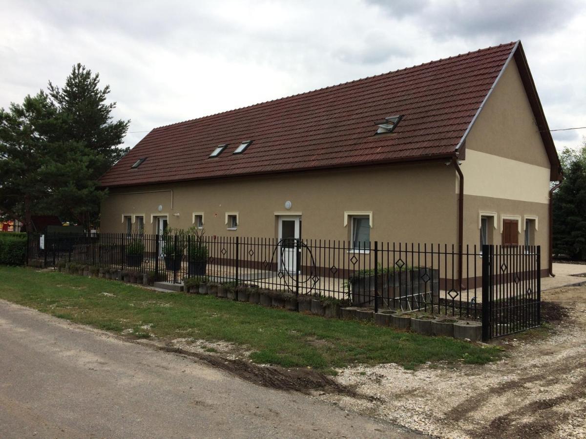 Harmonia Panzio Appartement Bogács Buitenkant foto